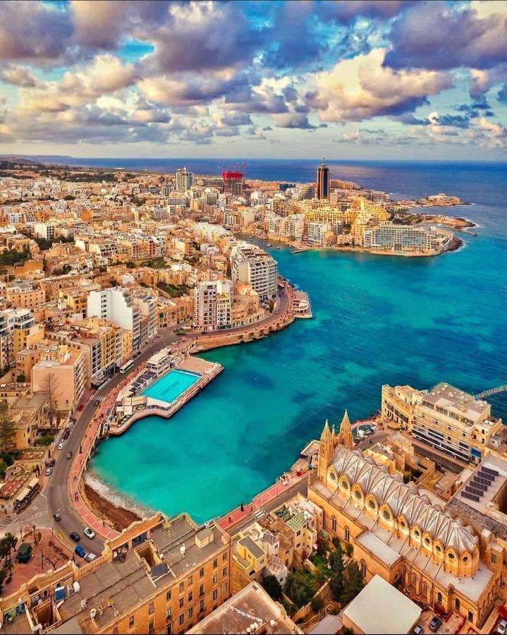 Balluta Bay Spacious Apt - 2Br سليمة المظهر الخارجي الصورة