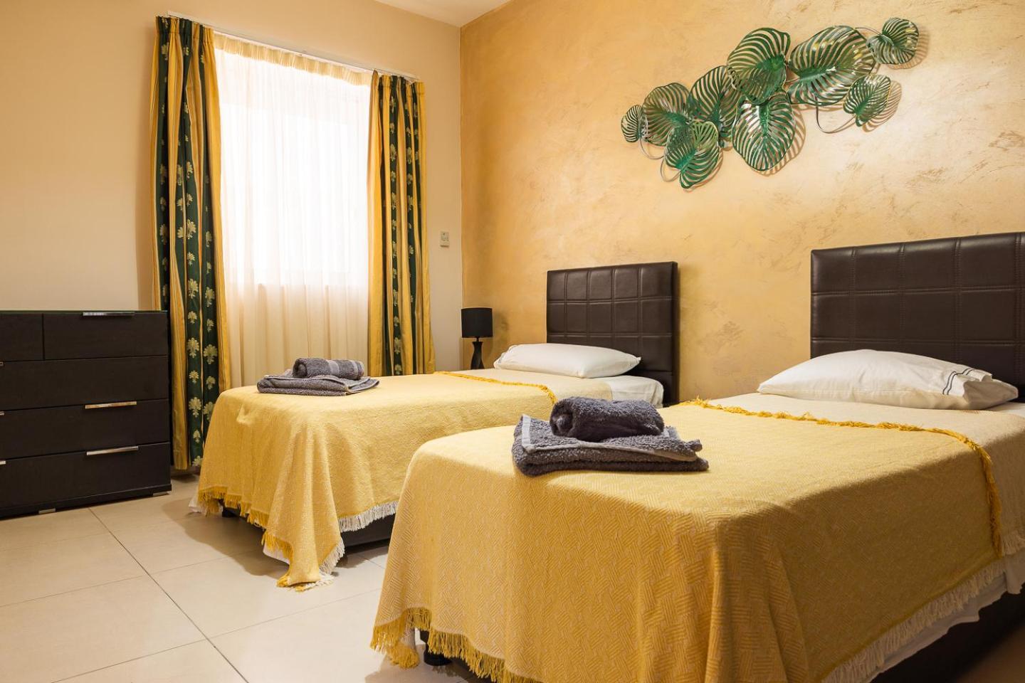 Balluta Bay Spacious Apt - 2Br سليمة المظهر الخارجي الصورة